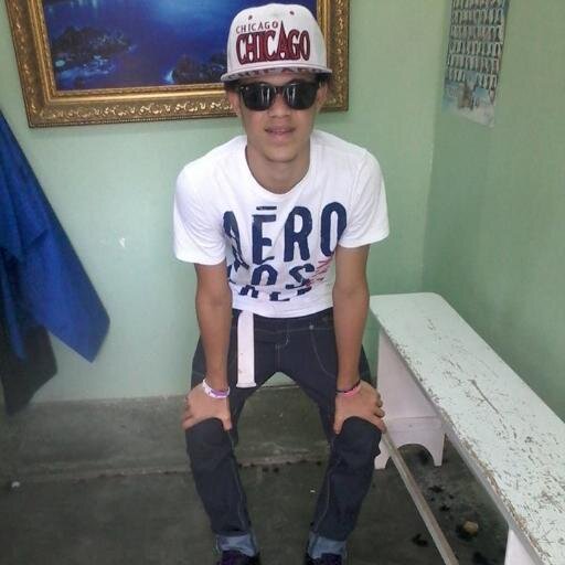 NoO' Soi FeOh PerO' Ni LindO' ComO' Jostin biber Le Doi Graz Ah Dio Por Ser como soi grax dios AmoOh Mi Madre