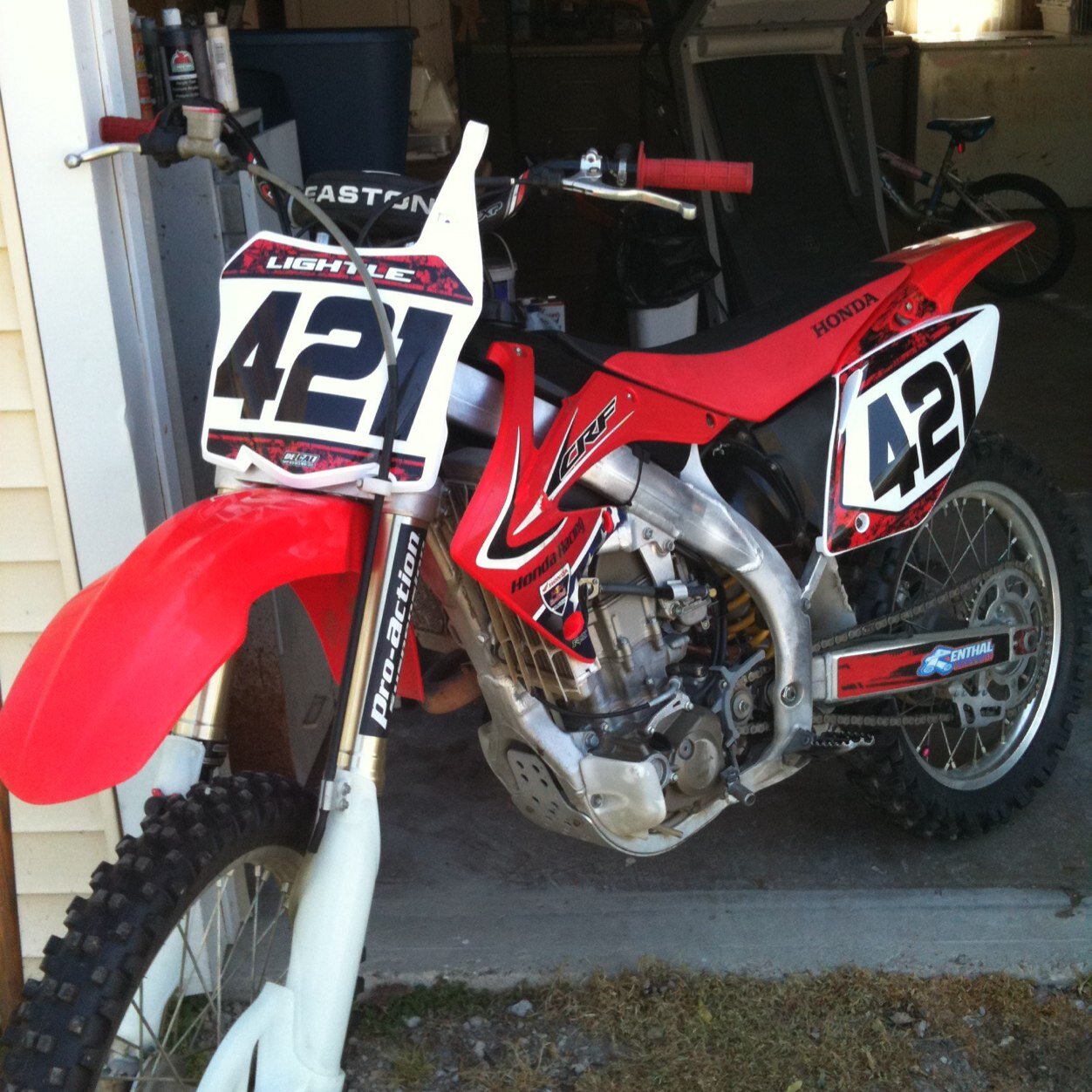 LightleMichael's profile picture. 