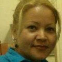 Si nada nos salva de la muerte, al menos que el amor nos salve de la vida.