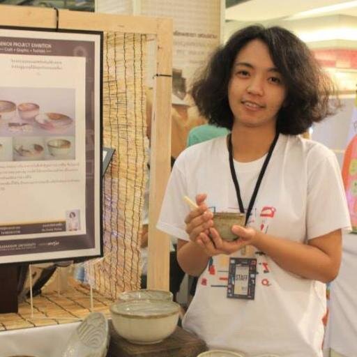 Chalita37's profile picture. Student ceramic and product design