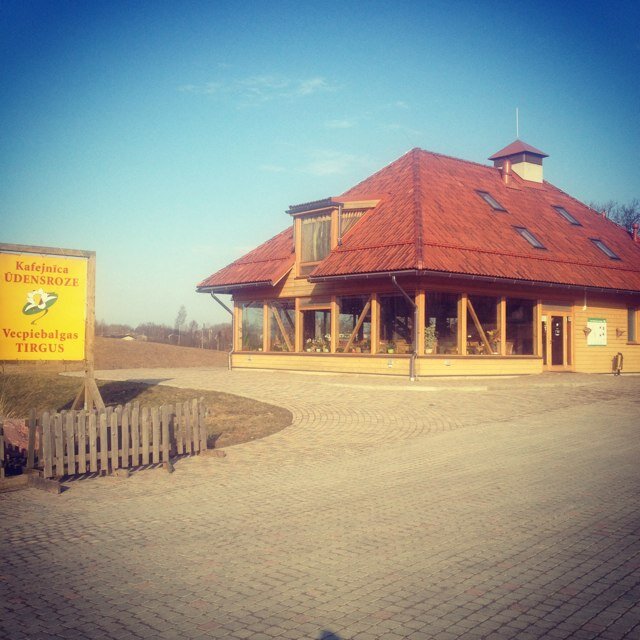 Udensroze27's profile picture. Vecpiebalgas restorans Udensroze - svaigas atputas malks!  info@udensroze  +371 27787588