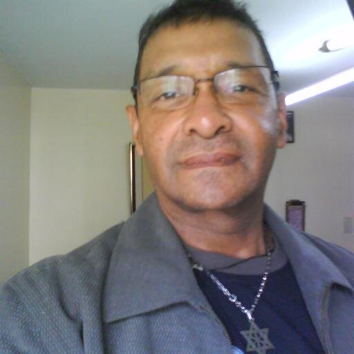 Venezolano, Contador-Abogado, Budista-Yogui.......
SI HAY LUZ EN EL ALMA, HABRÁ BELLEZA EN LA PERSONA, ARMONÍA EN EL HOGAR, ORDEN EN EL PAÍS Y PAZ EN EL MUNDO
