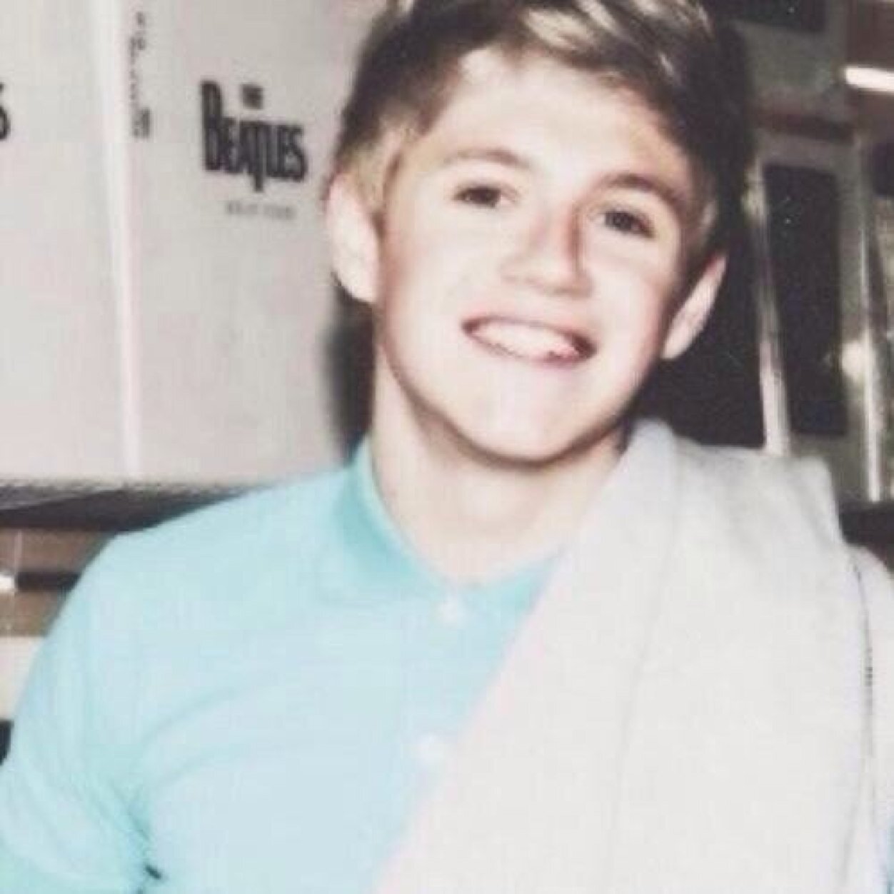 follow @niallporn !! rt the link in her bio an ask her for a follow back:)