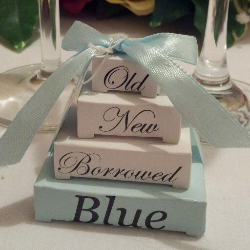 Fabulous finishing touches for all your favourite events! 

Bespoke Favours, Chair Covers, Centre Pieces plus some Extra Special touches.