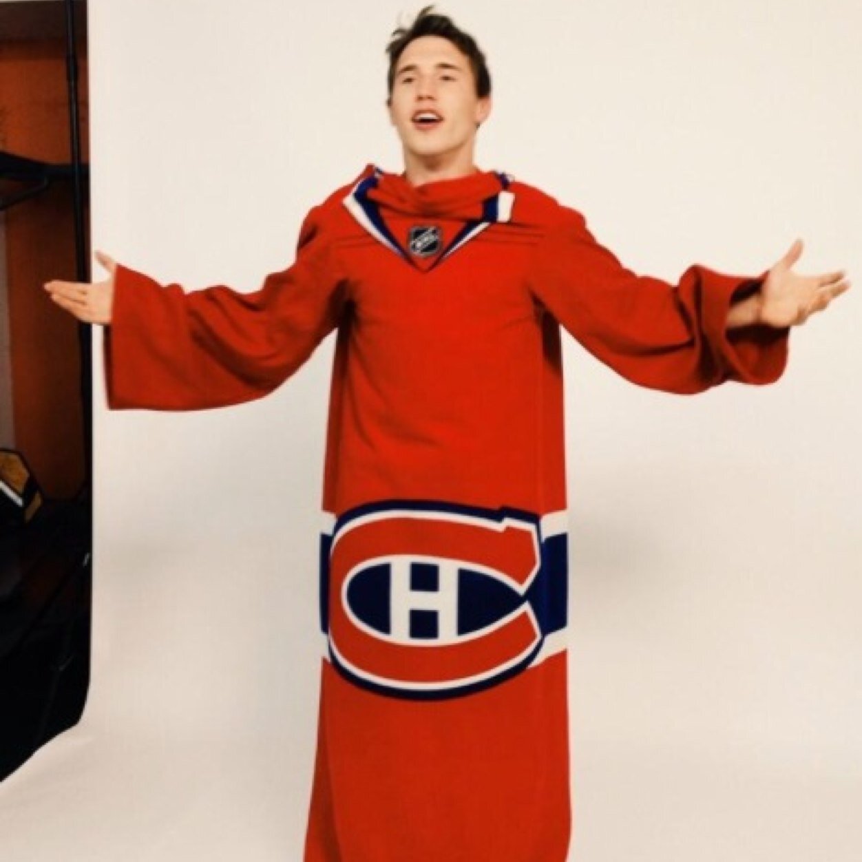 I am god. I play for a not famous team the Montreal Canadiens. I will fuck your mom, sister and everyone else. Im sexy as fuck. Me and Prust will knock you out