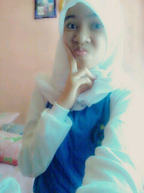 ViaViviany's profile picture. smada 33