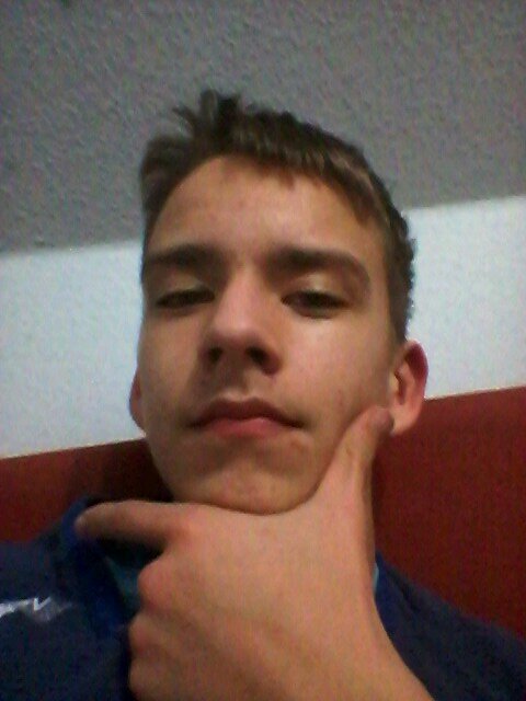 WeissBrotGamer's profile picture. 