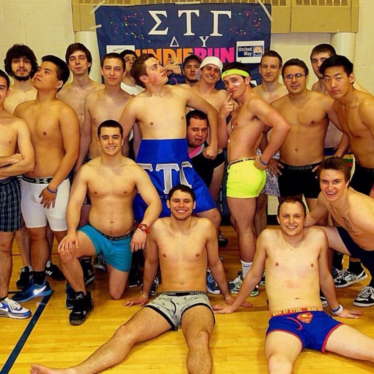 ΣΤΓ Annual Clothing Drive for the St. Martins Center