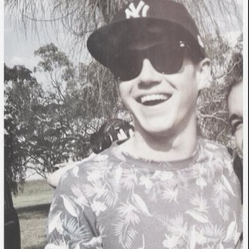 ''I love with the heart, not the eyes'' - Niall Horan.