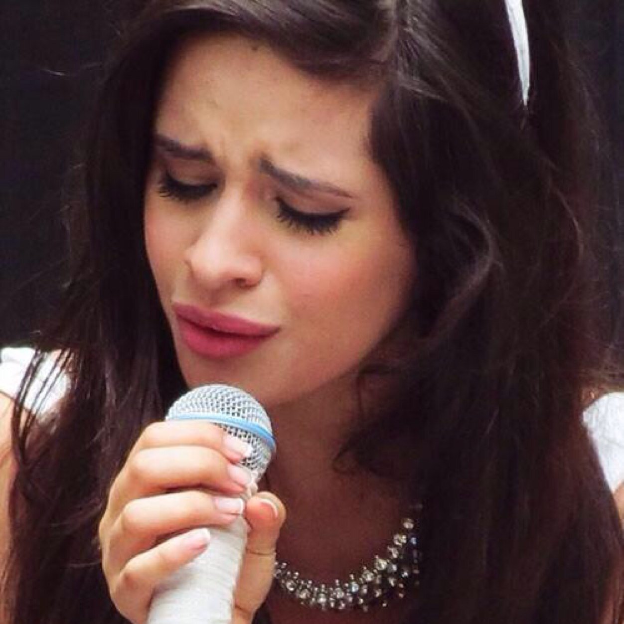 Hey i gave you a free follow :) Follow @lipstainedlmj in return?