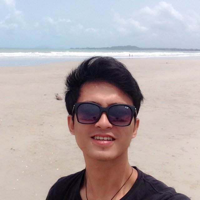 dhedekusuma's profile picture. 