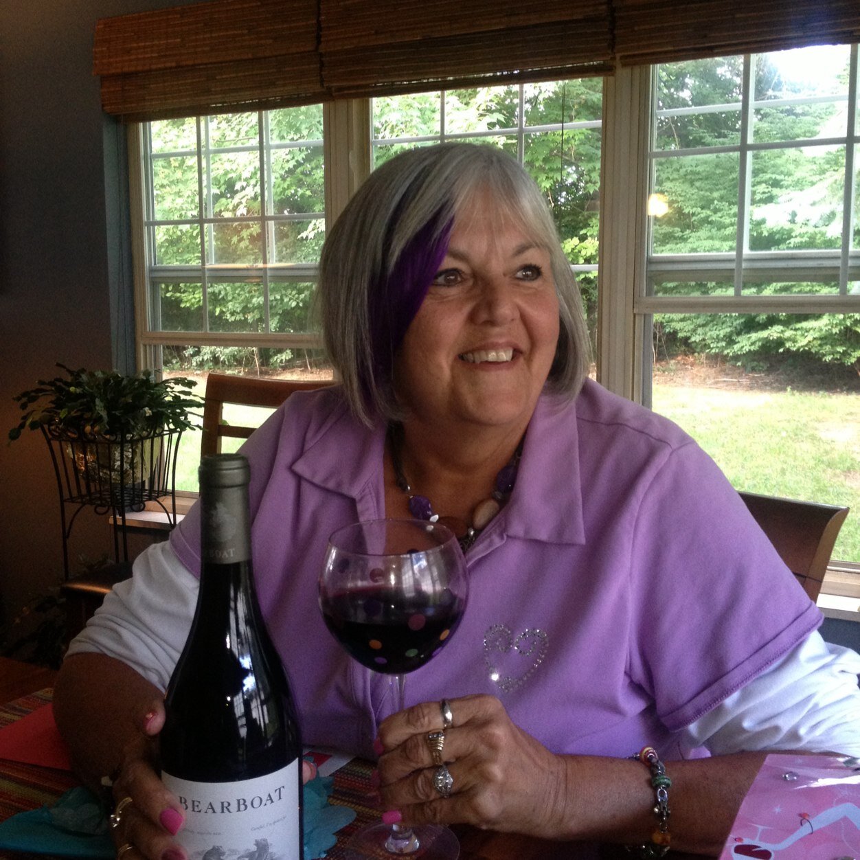 leeny2c's profile picture. Mother, sister, friend, Aunt, sports fan,  fun loving!!  Love being retired since 1/1/2008.  Love living in Ft Myers Beach, Fl 9 months a year