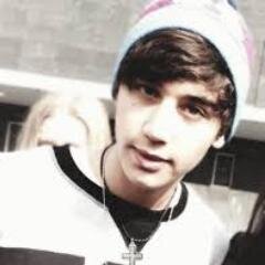 luuuvmybrooks's profile picture. My second account @swaggyniall69 Please follow me xx