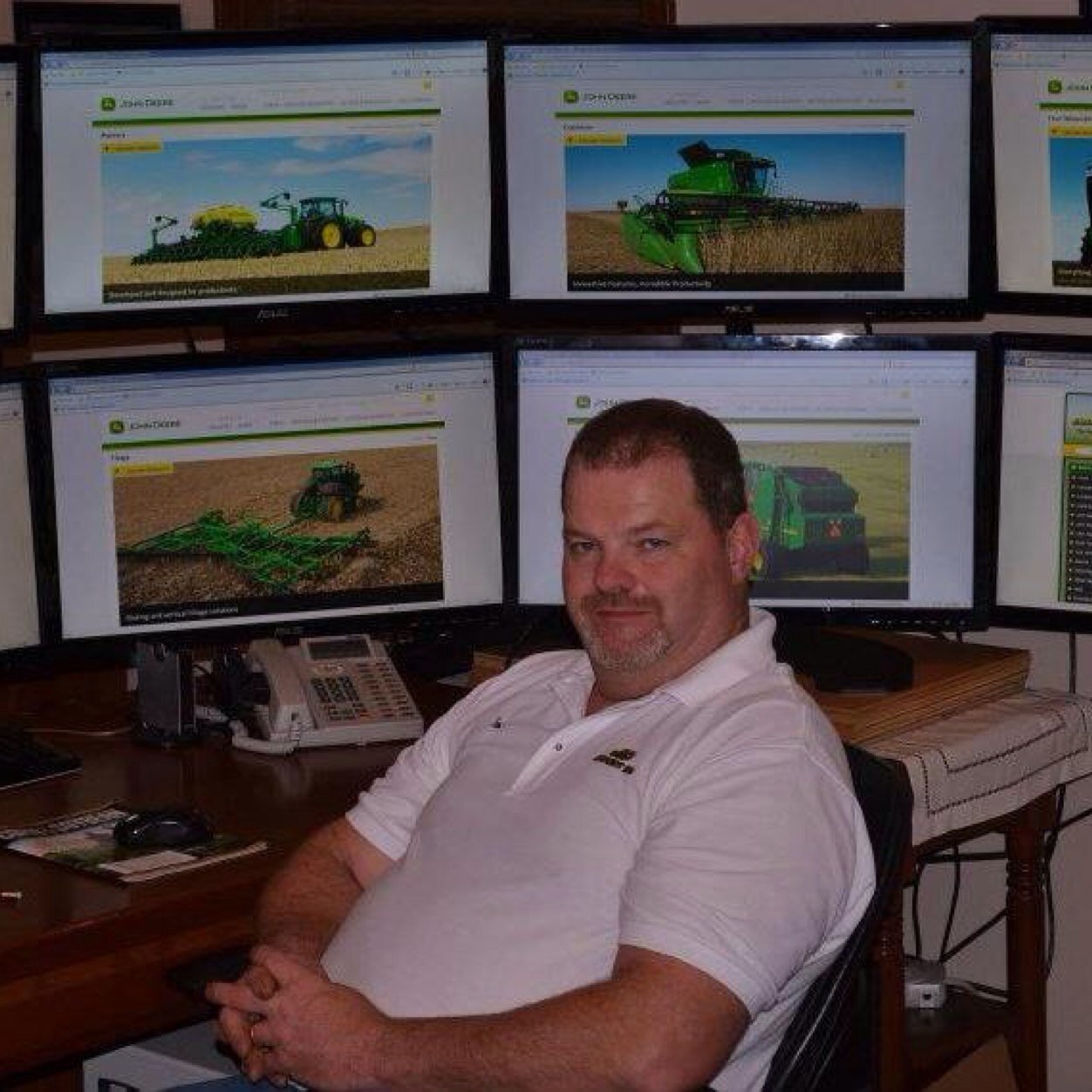 Jd Equipment , Show Cattle , Farm