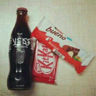 ‏‏‏‏‏ضحكاتك حلوين! م تبطل تخبيهنن **̮