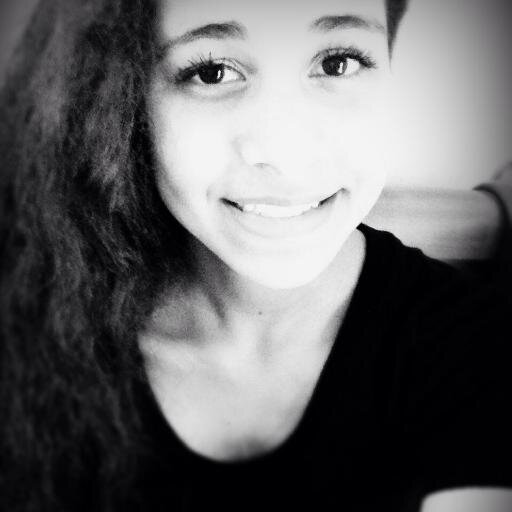 Fell_in_luv's profile picture. I'm turning radioactive ~ 16 yo.