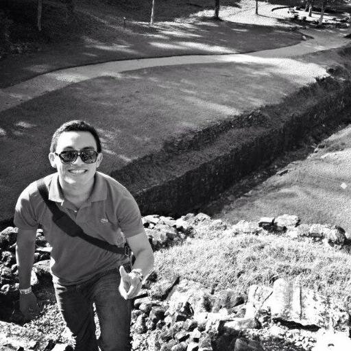 OscrGmn's profile picture. soy nacido y educado por una Reyna.