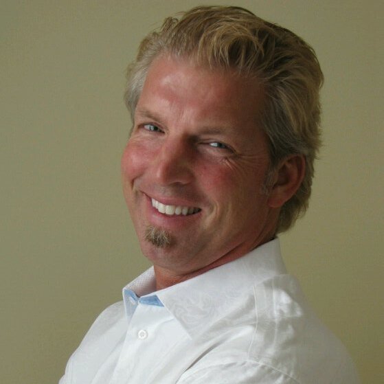Author; Speaker; Trainer; Sales Psychologist and Consultant/Coach; Strategist; Ideation; Differentiation; Customer Service WOW! Marketing POW! Sales ZING!