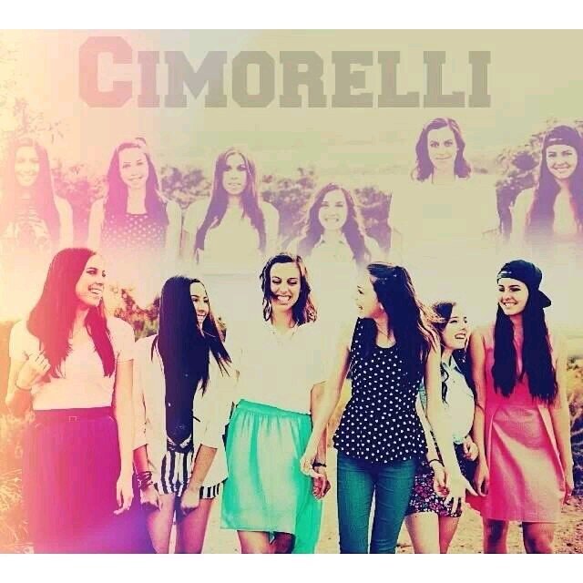 Cimfam and Directioner , chilena Follow back I do not care what you think of me, always smiled,