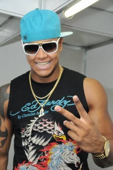 Leo Santana  I LOVE YOU.. =D