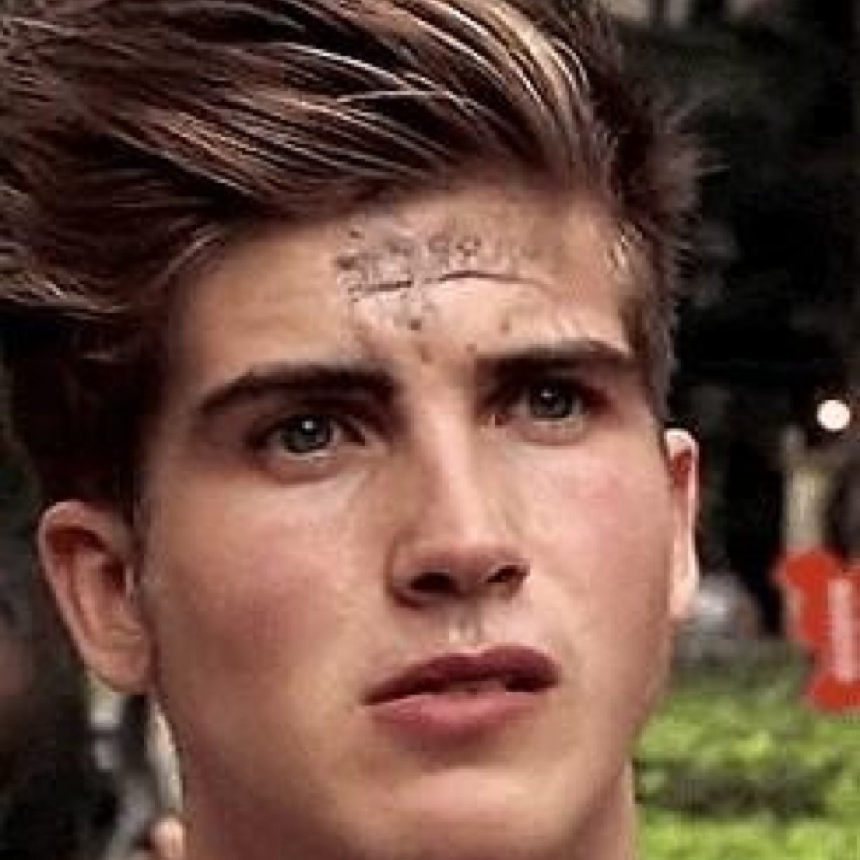Hi, I'm Joey's Acacia and I want @JoeyGraceffa's Acacia real bad ;) (I'm someone's alter-ego)