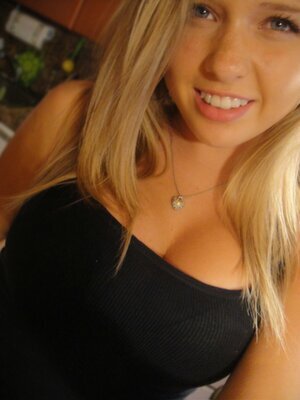 alexismarixx's profile picture. cause why not