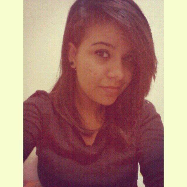 No fundo, o amor que você dá, é o amor que você quer recebe. - Paul McCartney

tenho 15 aninhos, sou São Paulina *-* melhor @jadtaaynara '