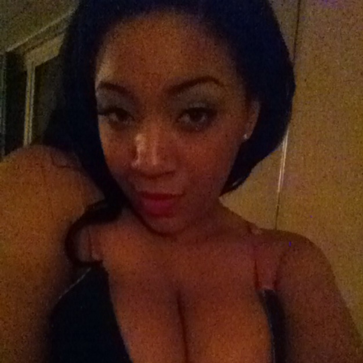 QueenGeez_'s profile picture. You're. No. Angel. Either. Baby.