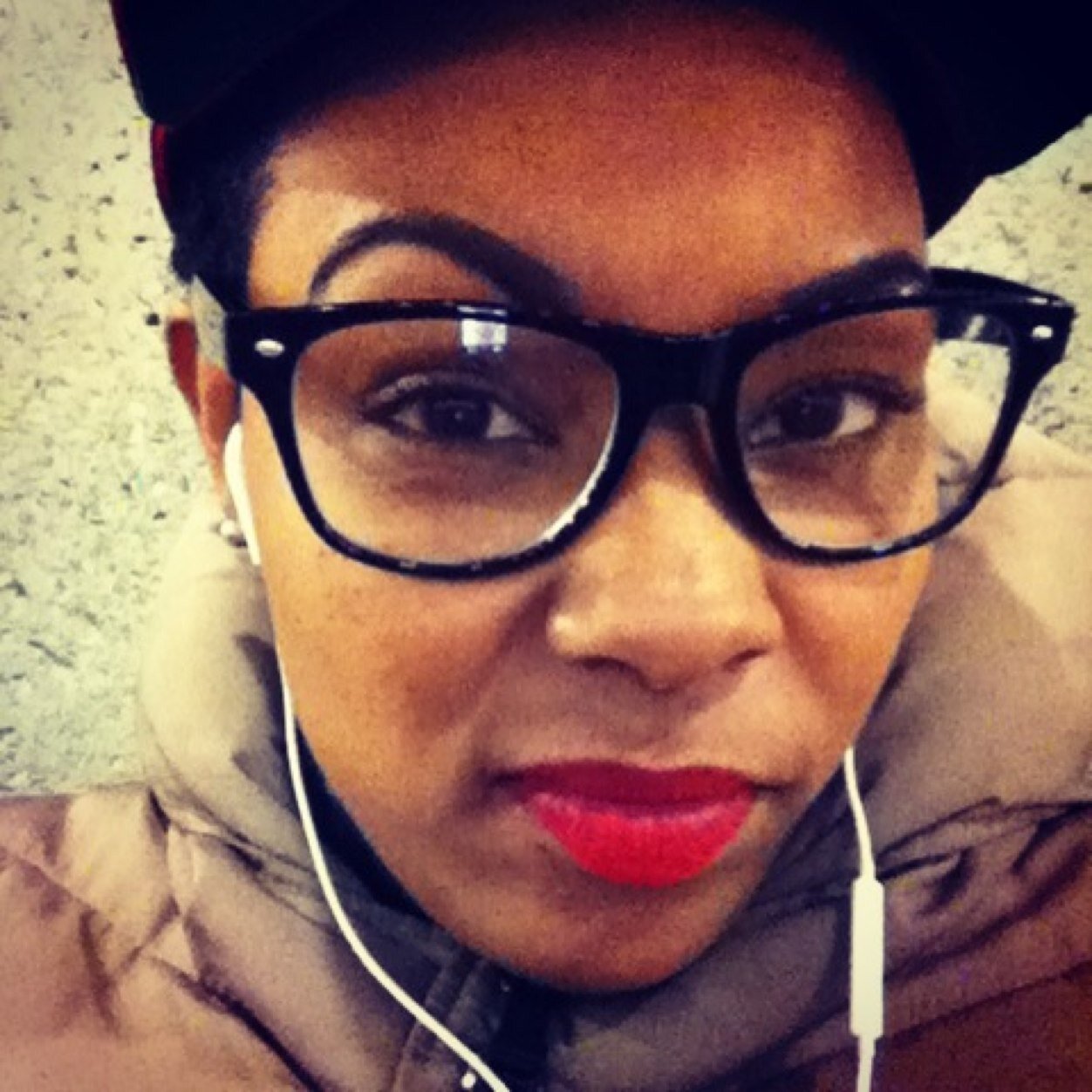 Everybody just Follow me cause we need a little Controversy!!! LESBIAN¦SINGLE¦ Capricorn #Team1000