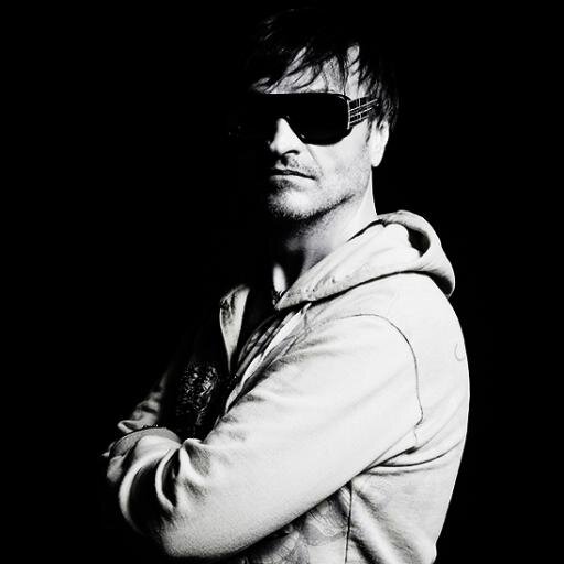 DJ for life and people. Proud father & husband.  #DJ #pop #house #urban #dance #disco #nudisco #deep # #music booking: djpero1705@gmail.com