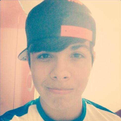 Leve a vida na paz e no amor porque isso é tudo. ☮