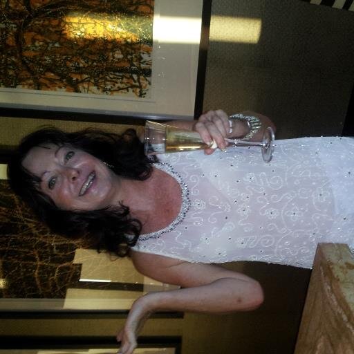 Love dancing, Ellen and Australia