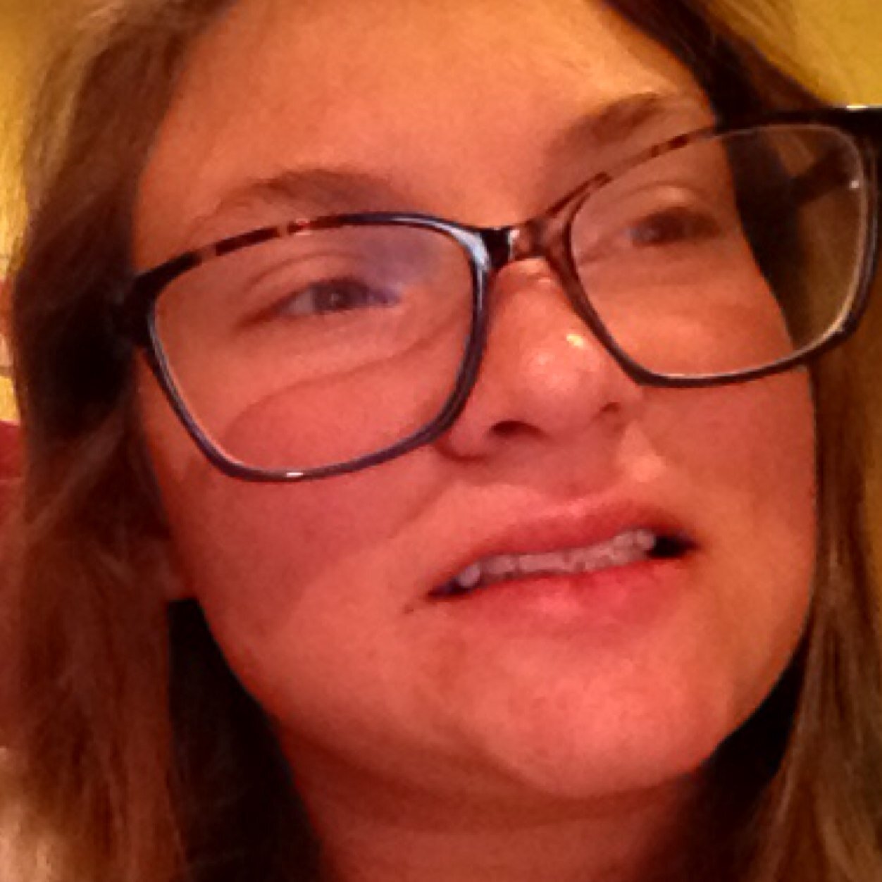 mikmcf's profile picture. 