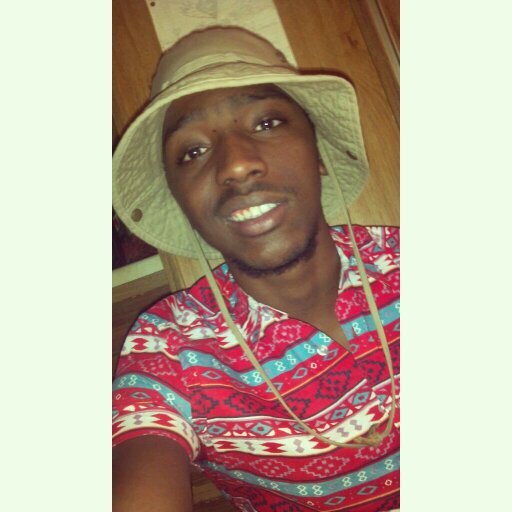 R1chboy33's profile picture. .. Love sports and to joke around .. Just a Man riding his own wave 🌊