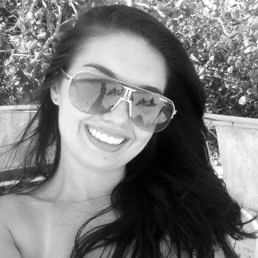 ♡ ♡ ♡  Apaixonada pelo meu sol loiro e viciada em chocolate  ♡ ♡ ♡