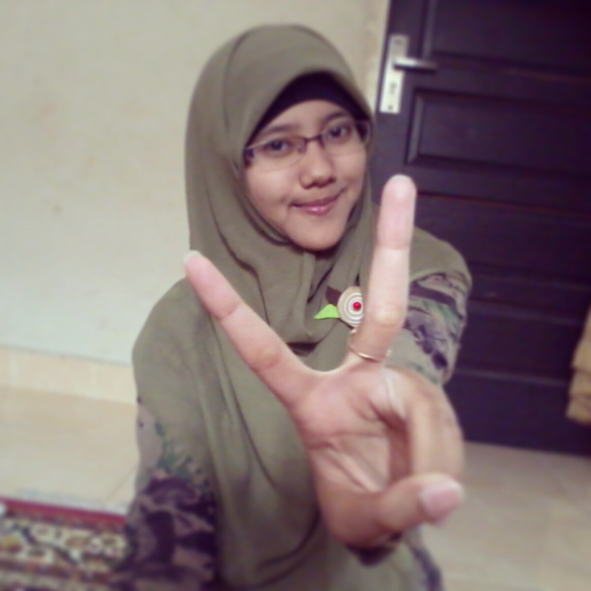 MumudNizmud's profile picture. school in SMAN9 Mandau. 16jahre alt. Desaign Costum. do the best. keep smile keep istiqomah