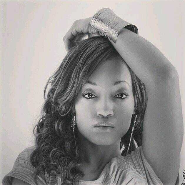 I'm a woman ,that wants more in life , I'm down to earth ,hard worker ,I model,dance,act and stay drama free..all smiles on my end..