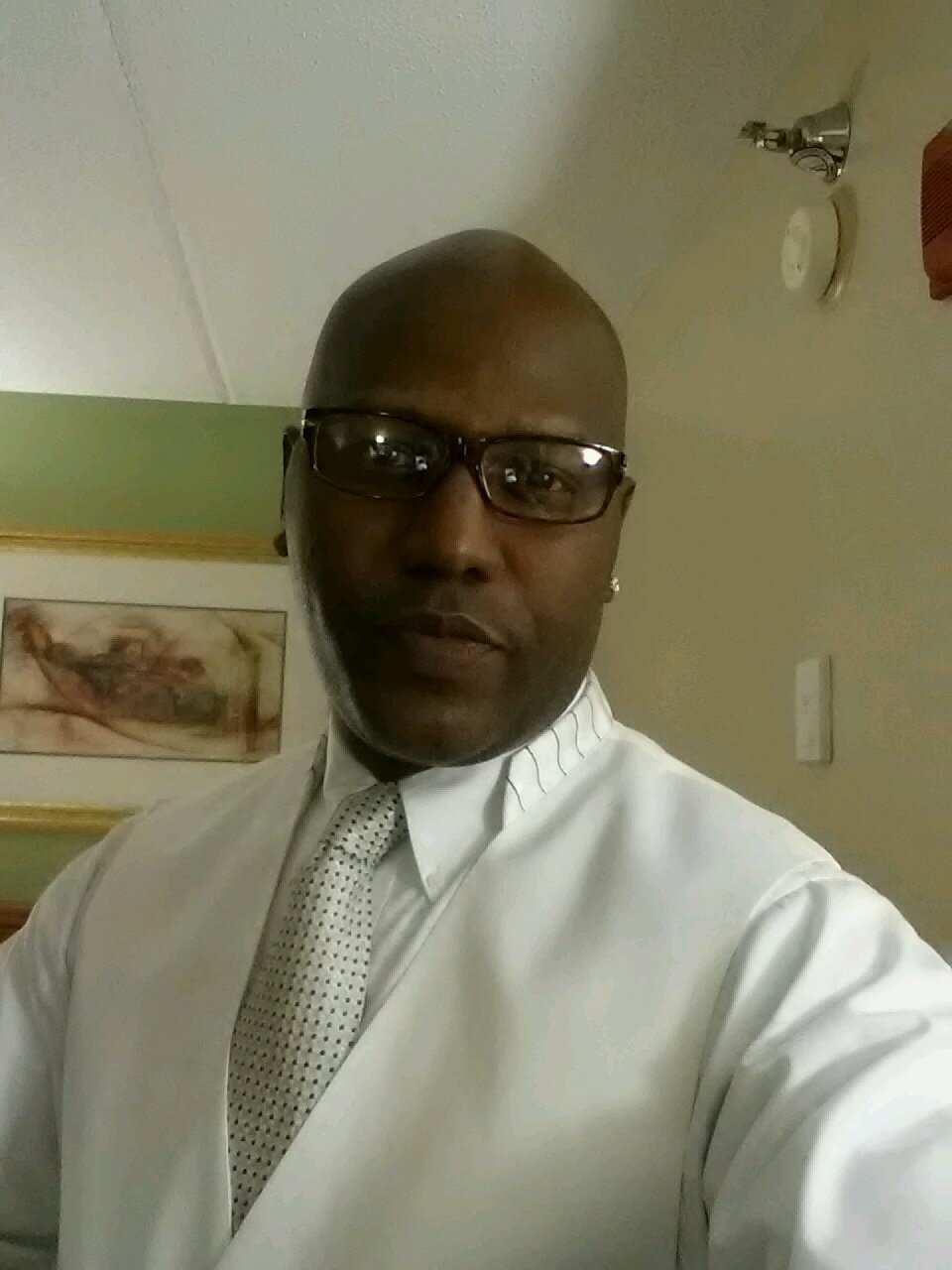 Kalvin Bishop is a singer with lots of passion & sings from the soul! Represented by The Wright Road PR Firm. Background vocals for Bobby Brown Ready to network