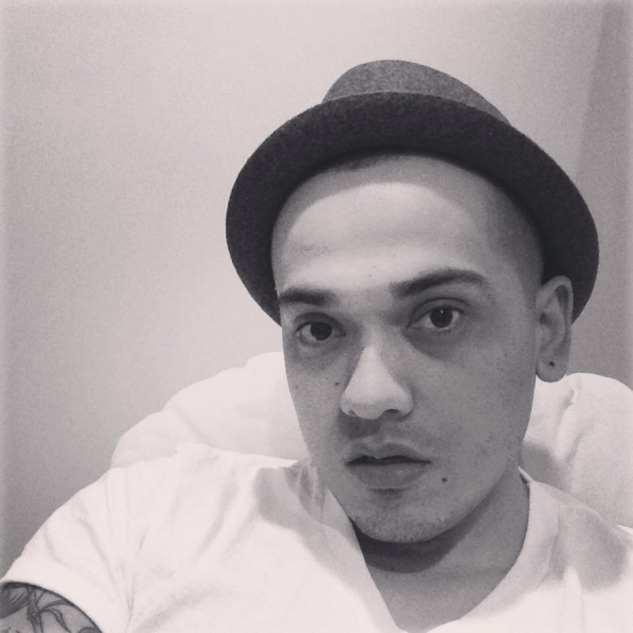 rmejia08's profile picture. Never tell your problems to anyone...20% don't care and the other 80% are glad you have them. - Lou Holtz. ------------------------Long Island, NY