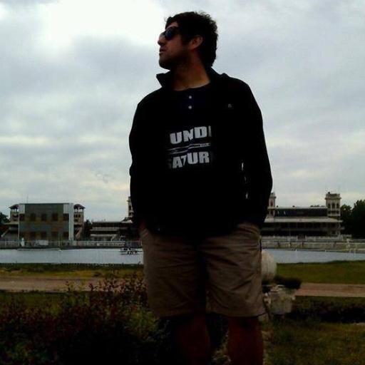 Estudiante de ingeniería en telecomunicaciones conectividad y redes,  amante del futbol y del Cacique, cesanteman.