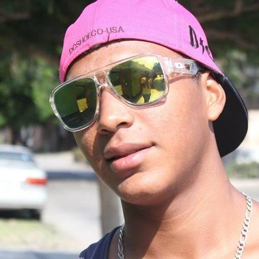 Saint Boy musico y poeta  ; cantante de reggaeton para el mundo Saint Boy