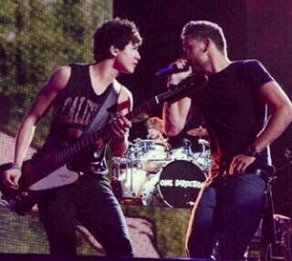 I love you Calum  *-* Please follow me :) 5sos *-*