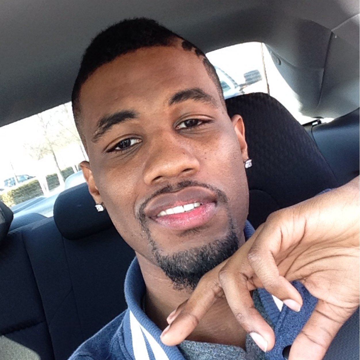Kool dude, educated confident...tell me bout u! #teamcancer