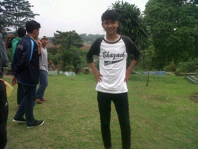 walaupun gue melanggar perintah kapten .
tetapi gue engga pernah memukul seorang wanita (งˆ▽ˆ)ง