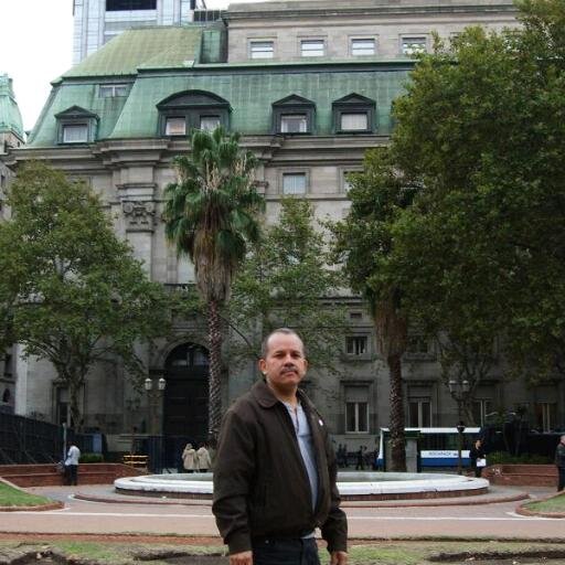 raulcruzw's profile picture. 