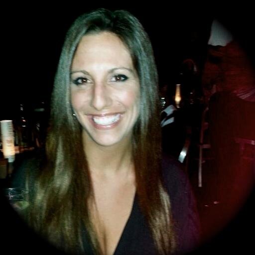 Choa employee, mom to two amazing pups, lover of: *prints *wine🍷 *festivals *hiking *sour beer *live music *collages *Duke Basketball🏀 *Chelsea soccer⚽