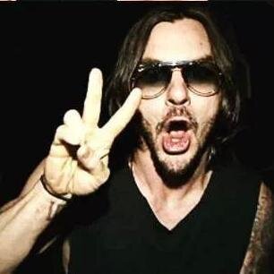 fã daquela banda que tem jesus como vocalista, 30 seconds tomate