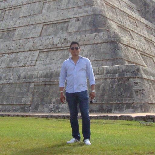 luisjr100's profile picture. Mexicano, con ideales, me encantan las cosas sencillas que son las más grandes de la vida.
                                        The accountant of the night.