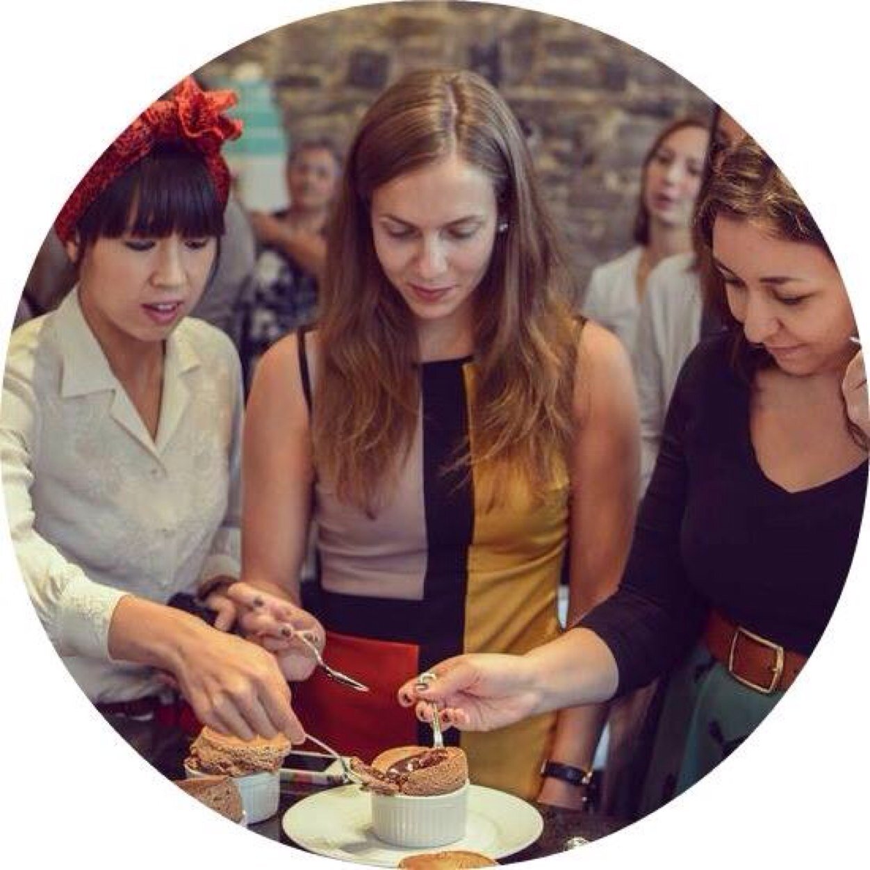 Food Blogger @LaPiqueAssiette 🍴& Marketing Manager @Uber_Qc 🦄