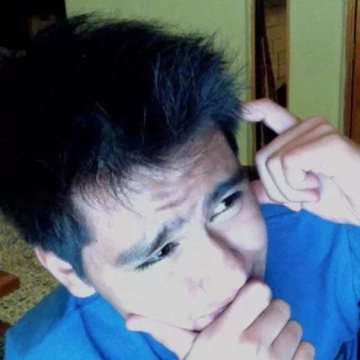 amo la musica a mis amigos y a la vida!!